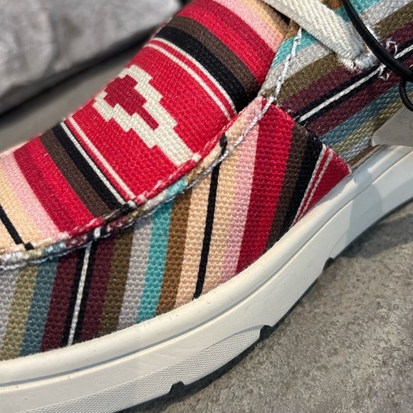 Ariat Hilo Pastel Serape,FLX Foam sole,fabric upper,mesh lining,slip on,Western - Picture 6 of 10